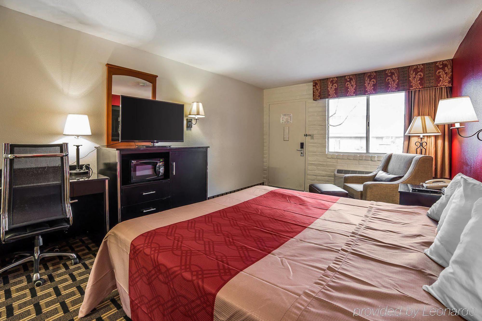 Econo Lodge Downtown Солт Лейк Сити Екстериор снимка